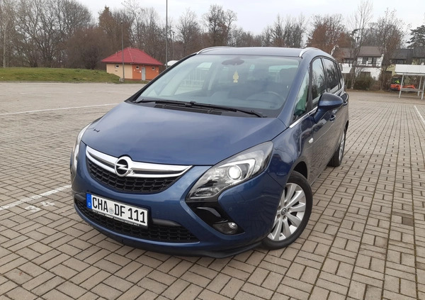 Opel Zafira cena 47800 przebieg: 209000, rok produkcji 2015 z Paczków małe 742